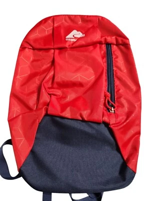 КРАСНЫЙ Ozark Trail день упаковка 10L рюкзак туризм кемпинг школа легкий новый с Ярлыками - Изображение 1 из 3