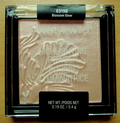 wet n wild ~ Megaglo Highlighting Powder ( E319B ) Blossom Glow ( NEU ) - Bild 1 von 3
