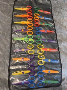 Decorative Edge Craft Scissors Fun Paper Edgers 18 pieces With Hanging Holder - Picture 1 of 8