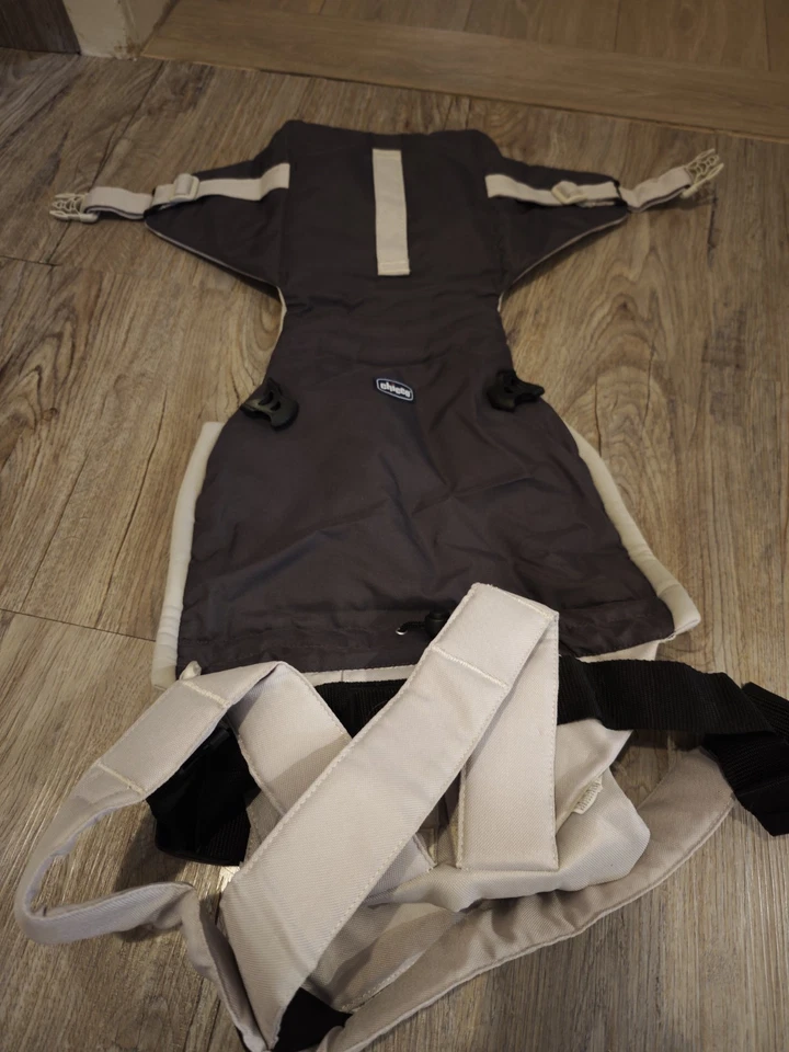 Chicco Babytrage Easy Fit, Ergonomisch , Farbe Sandshell - Bild 1 von 3