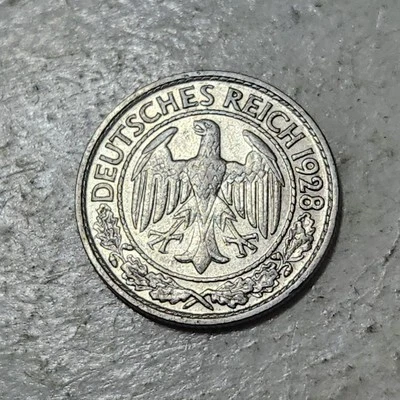 WEIMAR REPUBLIC (GERMANY) / FIFTY REICHSPFENNIG COIN 1928 A (MINTED IN BERLIN) - Image 1 of 2