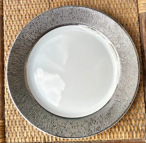 DUNE Accent Salad Plate 8.5" Bernardaud Limoges France Platinum Trim Porcelain - Picture 1 of 3