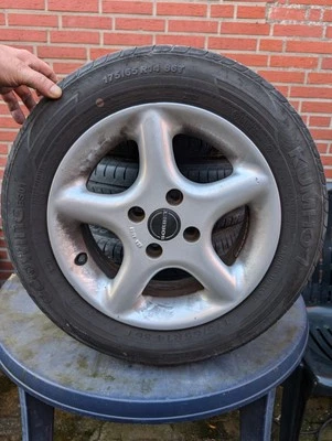 4 Sommerreifen mit Felgen - Bild 1 von 4