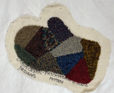 Cabin Creek "Patchwork Mitten" Punched Fabric Applique Rug 9x6" Craft Supply - Image 1 of 4