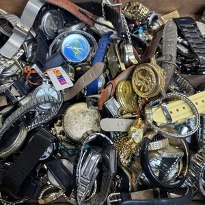 8+ Lbs Broken Vintage WRIST WATCH Lot Quartz Mixed Bulk  Parts Only Junk Repair - Picture 1 of 8
