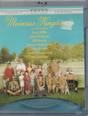 Moonrise Kingdom (Blu-ray/ Rental Ready)  M33 - Image 1 of 2