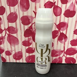 Wella Oil Reflections Luminous Reveal Shampoo 250 ml / 8.45 oz - Picture 1 of 1