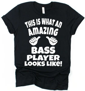 T-Shirt erstaunlicher Bassspieler Erwachsene Teenager Geschenk für Musiker T-Shirt Instrument Gitarre - Bild 1 von 9