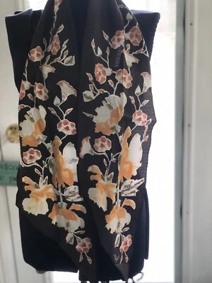 BUFANDA VERA VINTAGE MARRÓN CON MELOCOTÓN, BLANCO CREMA 60 X 8 Y 1/2" JAPÓN Foto 1 de 4