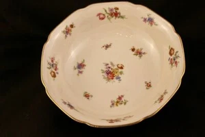 TIRSCHENREUTH Germany Colwyn 8" Round Vegetable w/Gold rim - Picture 1 of 5