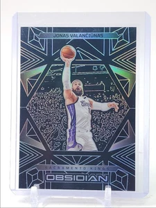 JONAS VALANCIUNAS 2024-25 OBSIDIAN NBA BASKETBALL KINGS Q1934 - Picture 1 of 2