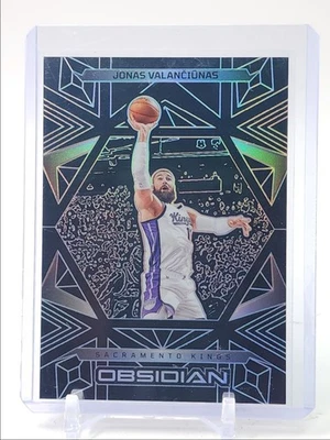 JONAS VALANCIUNAS 2024-25 OBSIDIAN NBA BASKETBALL KINGS Q1934 - Image 1 of 2