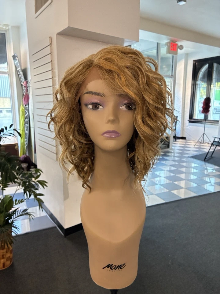 Peluca ondulada hasta los hombros mezcla de colores rubio dorado Foto 1 de 4