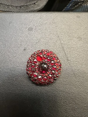 Old Red Garnet Brooch Needs Repair. See Back Photo Still Beautiful. - Image 1 of 4