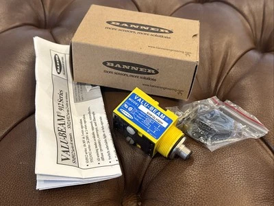 NEW Banner SM912LVQDH 26341 Valu-Beam Photoelectric Sensor FAST SHIPPING - Image 1 of 4
