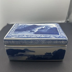Antike chinesische Porzellan Qianlong Marke blau weiß Landschaft bedeckt Schatulle - Bild 1 von 10