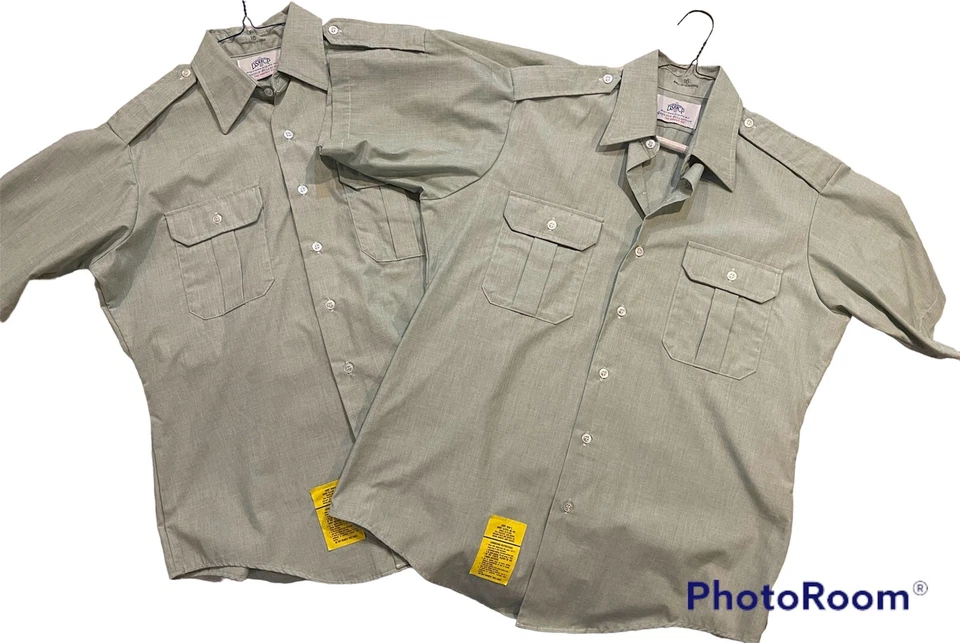 Lote De 2 Camisas DSCP Garrison Collection Para Hombre Talla 16 Botones Manga Corta Verde Foto 1 de 4