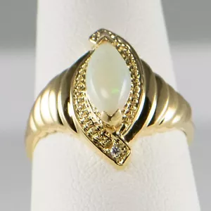 Anello marchesa opale 14 carati nuovo con due piccoli diamanti - Foto 1 di 16