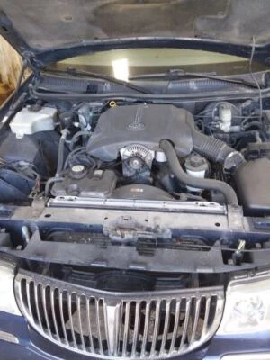 Driver Left Headlight Fits 01-02 LINCOLN & TOWN CAR 1959710 - Image 1 of 4