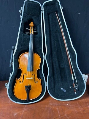 C. Becker 1/2 Violin Model: 500 - Image 1 of 4