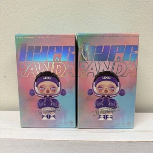 2x POP MART x SKULLPANDA scatola cieca icona moda - Foto 1 di 3