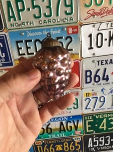 Vintage Grape Cluster Glass Christmas Ornament - Picture 1 of 9