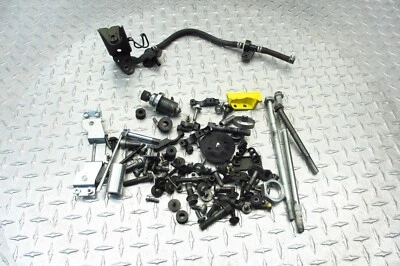 05-09 Suzuki SV650 SV650S 2005 OEM MISC tuercas pernos lote de hardware Foto 1 de 4