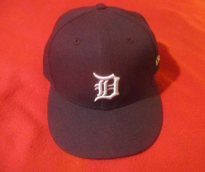 New Era 59FIFTY Baseball Cap - MLB Detroit Tigers Basic Navy Snapback Hat 7 1/8 - Image 1 of 4