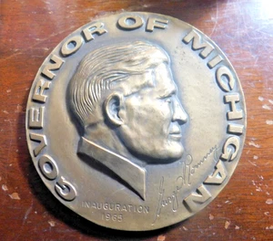 Medalla MACO 76 mm Gobernador de Michigan George Romney Water Winter Wonderland 1965 - Imagen 1 de 2
