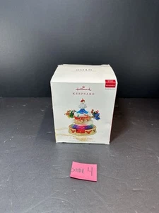 Hallmark Keepsake 2018 Journey to The Stars 1st in Series Christmas Ornament - Picture 1 of 6