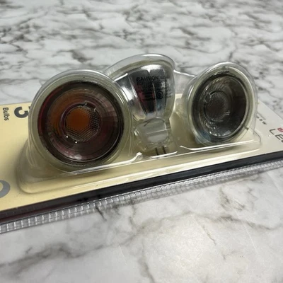 3 Utilitech LED MR16 Flood Reflector Bulbs 35W GU5.3 Base 380 Lumens Dimmable - Image 1 of 4