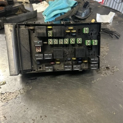 2002 dodge caravan BCM/fuse box - Image 1 of 4