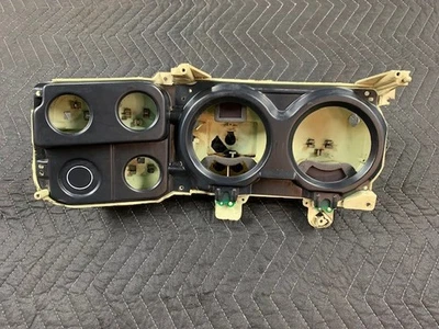 Camioneta Chevy GMC 1981-1987 C/K Suburban Blazer calibre racimo carcasa sin reloj  Foto 1 de 4