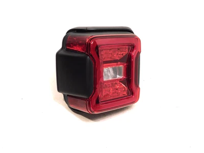 ЗАДНИЙ ФОНАРЬ ОТ ОРИГИНАЛЬНОГО ПРОИЗВОДИТЕЛЯ 2018-2025 JEEP WRANGLER JL ПРЕДУПРЕЖДЕНИЕ О СЛЕПЫХ ЗОНАХ СВЕТОДИОДНЫЙ ЛЕВЫЙ ДРАЙВЕР - Изображение 1 из 4