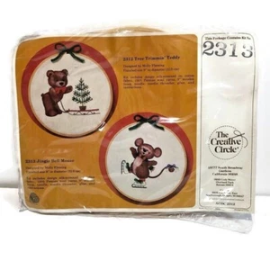NUEVO De Colección 1984 Creative Circle Jingle Bell Mouse 9" Bordado Aro Navidad 2313 - Imagen 1 de 3