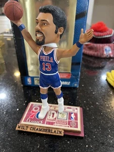 WILT “The Stilt” CHAMBERLAIN Philadelphia 76ers “Hardwood Legend” Bobblehead NIB - Picture 1 of 8