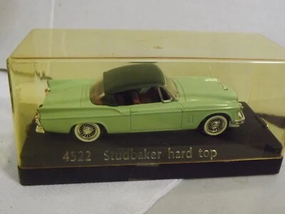 Solido Dos Tonos Studebaker Tapa Dura 4522 Hecho en Francia Escala 1/43 Nuevo en Estuche Foto 1 de 4