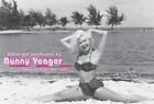Bunny Yeager Bikini Girl Postcards by Bunny Yeager (Taschenbuch) (US IMPORT)
