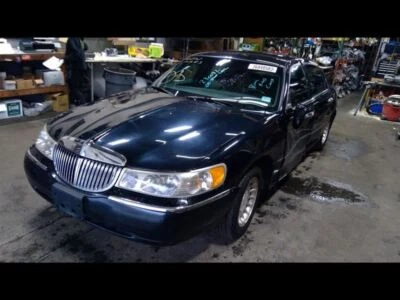 Brazo de control inferior derecho pasajero delantero se adapta a 95-02 CROWN VICTORIA 1084428 Foto 1 de 4