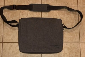 CaseCrown Case Crown 13” Messenger Bag Tablet Laptop Crossbody Shoulder Brown - Picture 1 of 12
