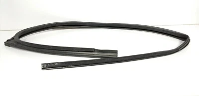 Tira de vidrio delantera izquierda canal de funcionamiento Ford Flex 2009-2019 OEM 8A8Z-7421597-A  Foto 1 de 4