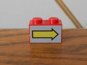 YELLOW ARROW red brick with sticker 2x1 1x2 part LEGO genuine vintage spare part - Picture 1 of 3