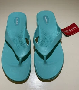 NWT Okabashi Women's Size L/9.5 - 10.5 Flip Flop Wedge Sandals Green - Picture 1 of 9