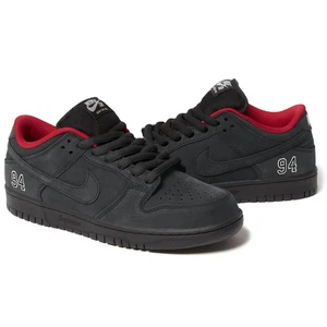 Supreme x Nike SB Dunk Low Black – UK 6.5 – Brand New & Authentic - Picture 1 of 5