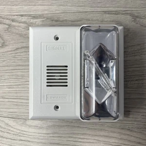 Dispositivo Edwards Signaling 7007B-N5 S 120 VCA Visual Audible Alarma Lente Transparente - Imagen 1 de 6