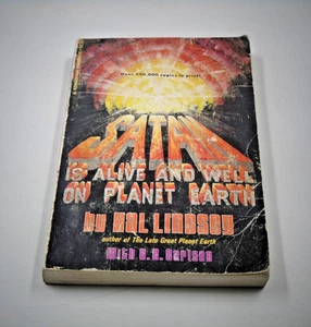 Satan Is Alive And Well On Planet Earth Hal Lindsey Paperback 1972 - Picture 1 of 12