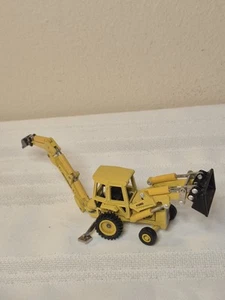 Ertl Ford Tractor Loader & Backhoe 1/64 vintage die cast 1547GX - Picture 1 of 12