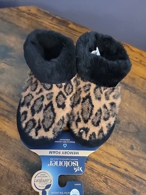  Zapatillas mocasines isotoner con estampado de leopardo con memoria nuevas con etiquetas para mujer medianas 6,5-7,5  Foto 1 de 4