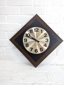 Reloj de pared Mid Century Seth Thomas 2435-Midtown MCM diamante imitación madera vintage - Imagen 1 de 12