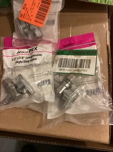 Apollo Pex Kompressions-Eck-Absperrventil, 1/2" x 3/8" Widerhakenverschraubung 275-301 - Bild 1 von 1